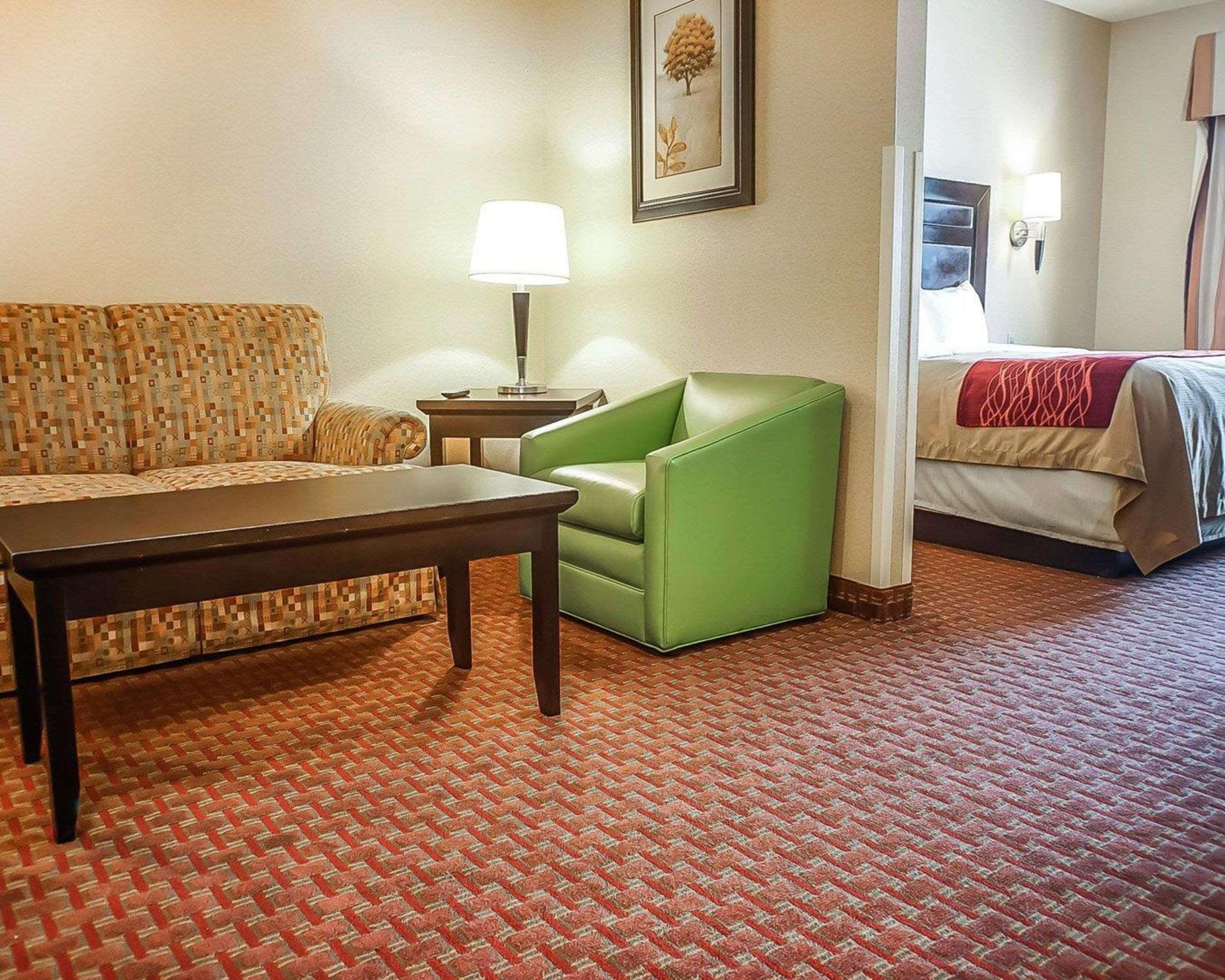 Quality Inn & Suites Roswell Exteriör bild