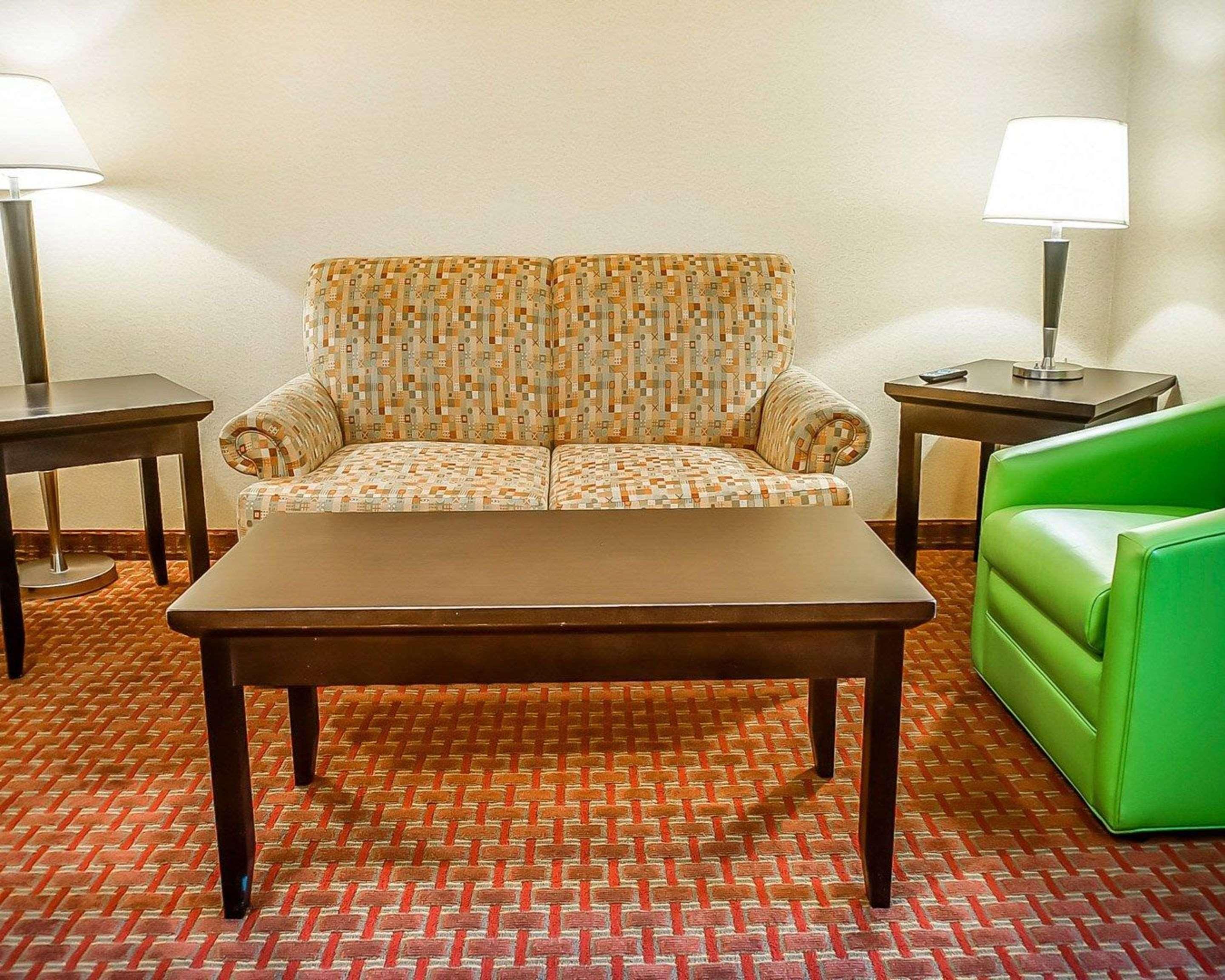 Quality Inn & Suites Roswell Exteriör bild