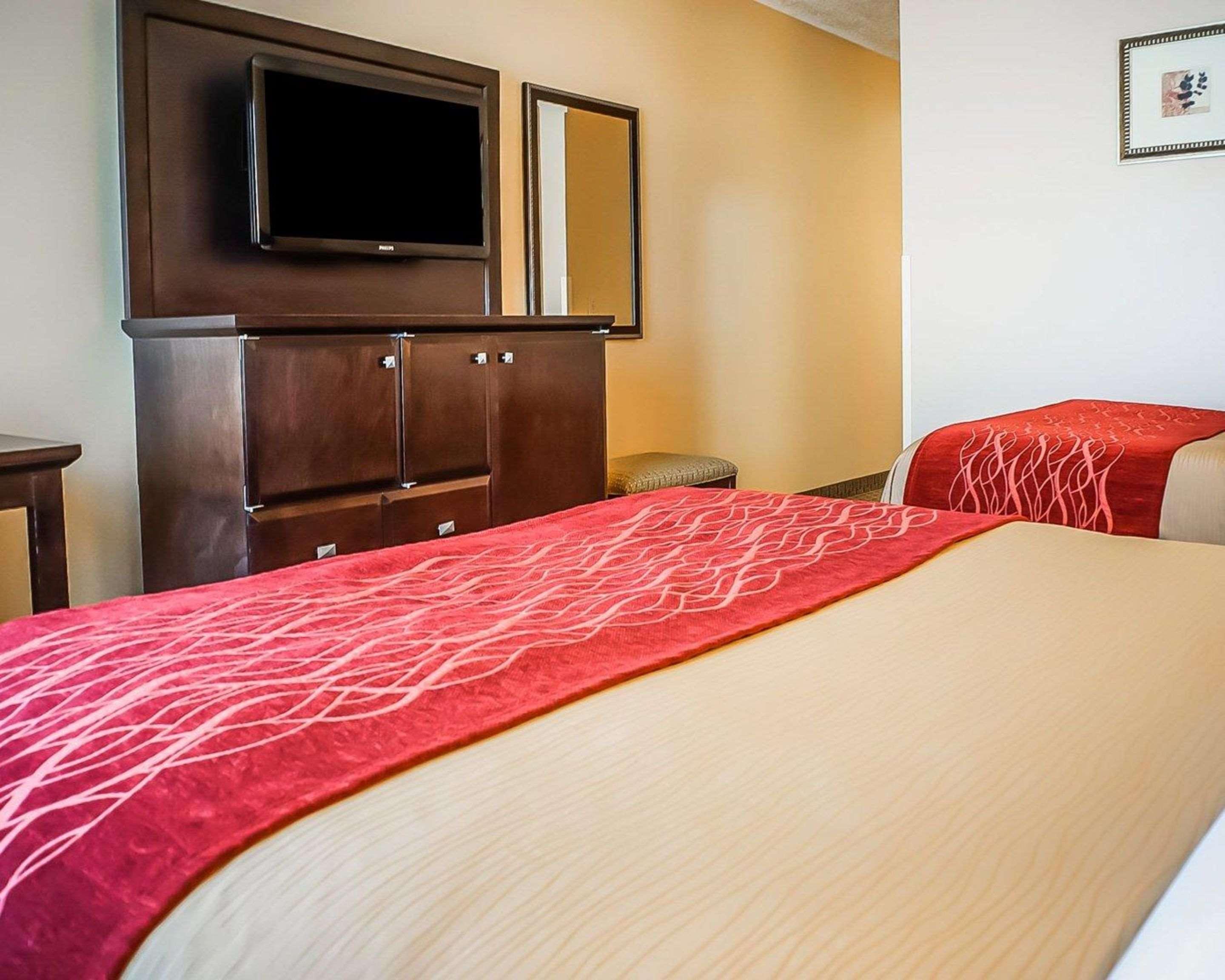 Quality Inn & Suites Roswell Exteriör bild