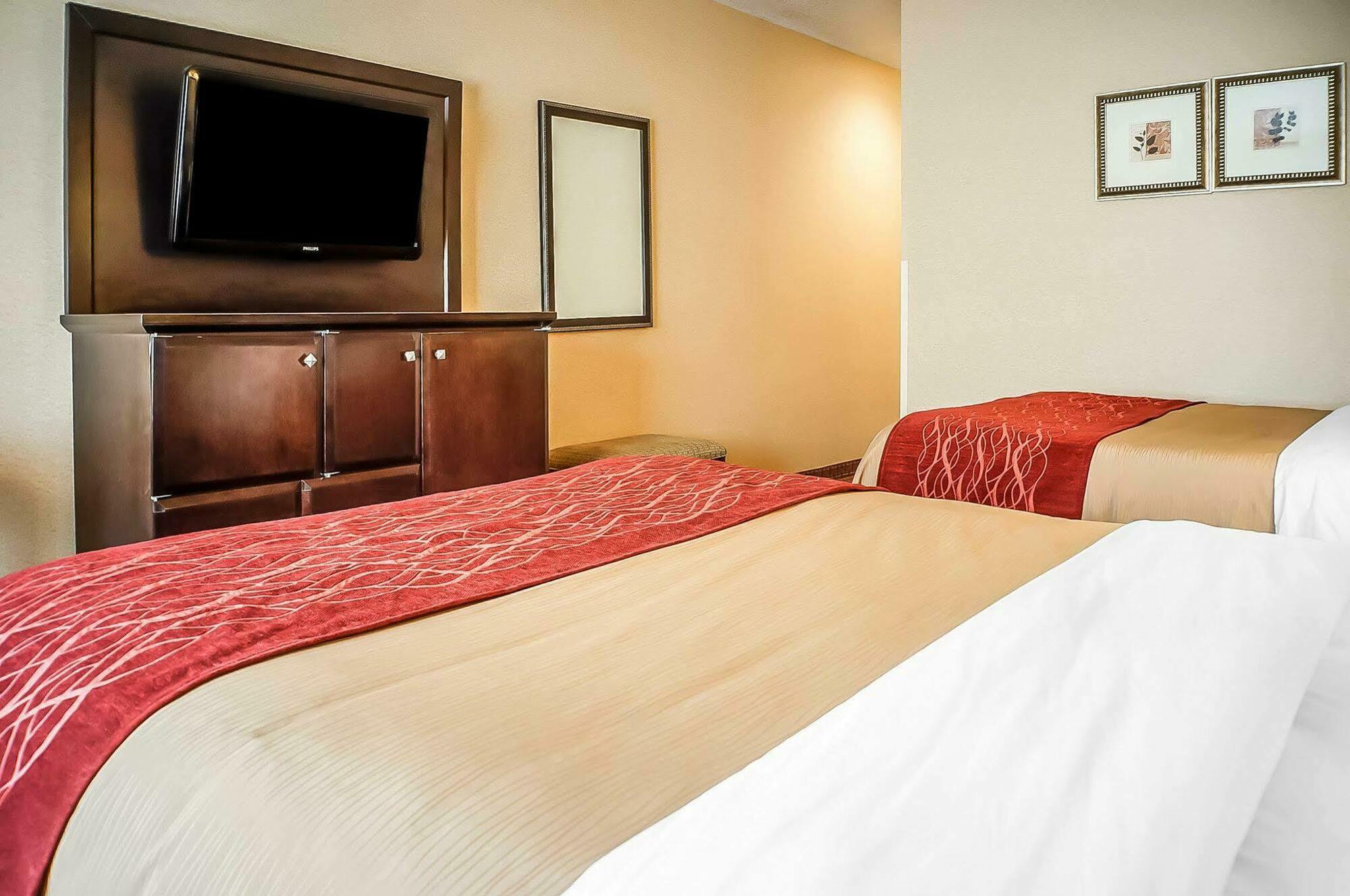 Quality Inn & Suites Roswell Exteriör bild